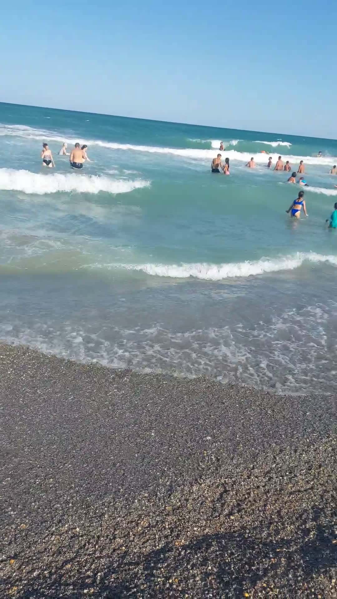 Cover for sea waves 