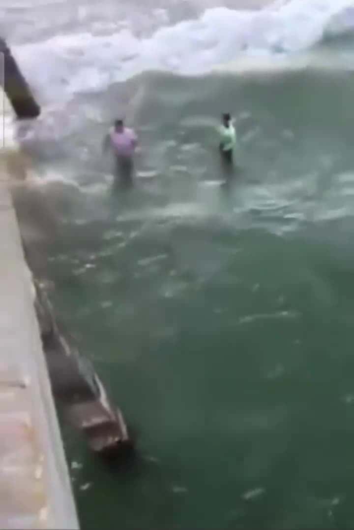 Cover for 🤦‍♂️