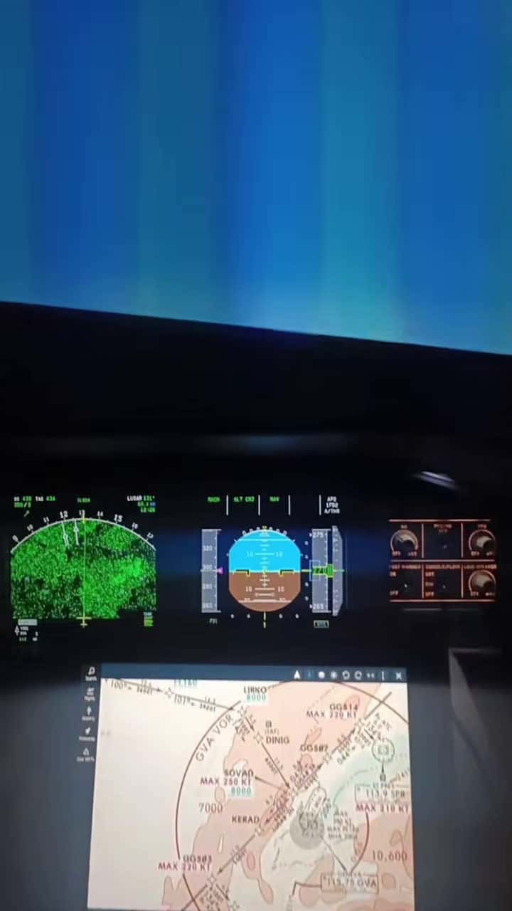 Cover for Come with me in the A320 simulator for a nice session  #a321#a320#a319#airbus#flightdeck#cockpitview✈️#landing#cockpit#yourdoseofaviation#plane#fypシ#fly#travel#simulator#pilottraining#studentpilot