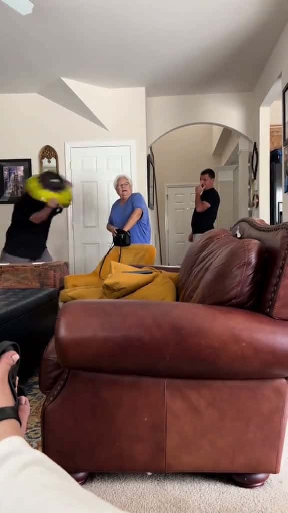Cover for scarecam scarepeople scareprank prank funny jumpscare scaring jumpy trending vira 65163 #nicevideo