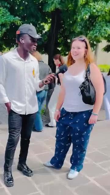 Cover for la Rencontre dune France pour la conjugaison #video #france #fyp #africa