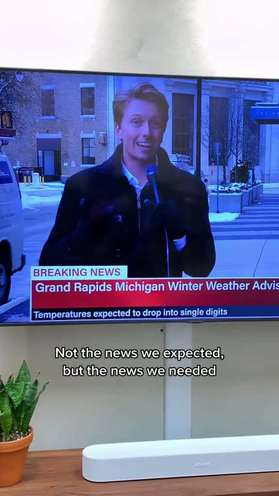 Cover for So is this a side hustle or a back hustle troll news live ayo dumpy grandrapids r 36335 #trending