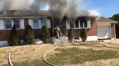 Cover for christiana fire Video of Engine 12s line making entry today Back up man feeding line into the door so the nozzleman can reach the fire without issues chiefmiller WWWCHIE