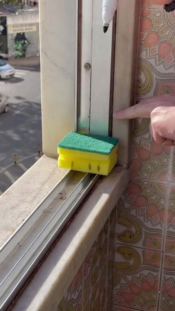 Cover for Cleaning hacks  cleaningtiktok sponge LifeHack foryou 07749 #ilovescoopz