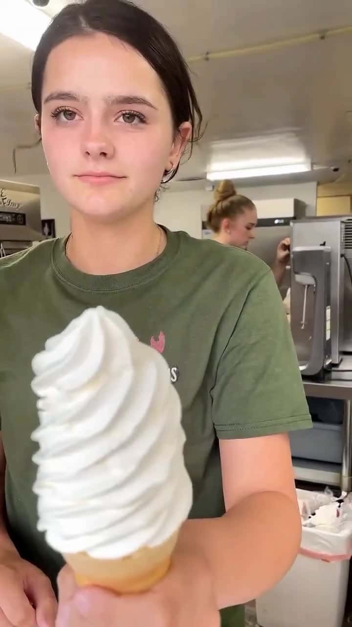 Cover for The end 😂😂😂 #shorts #shortvideos  #funny #fails #humor #reels  #reelviral #reelviralvideo ❤️ #funny #fail #funny #fyp p #fyp シ #funnyvideos #funnymemes #funnyfails #humor 