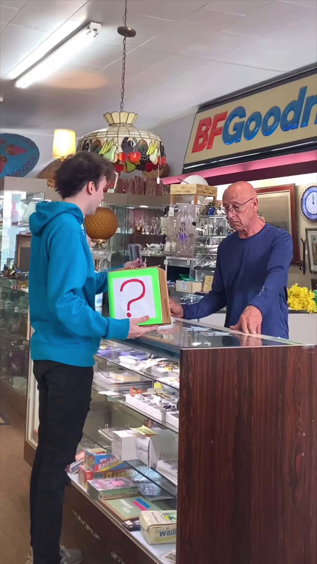 Cover for The Mystery Box and the Police