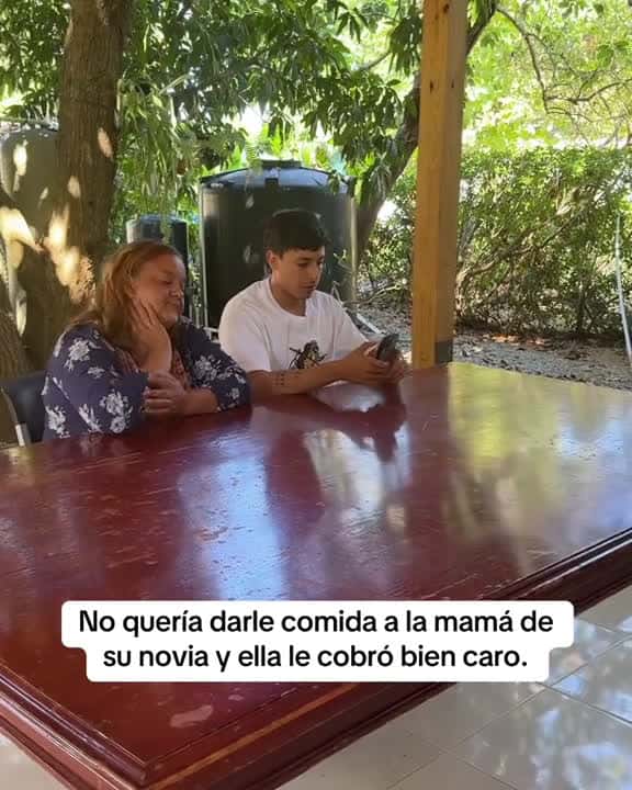 Cover for No quer a darle comida a la mam de su novia y ella le cobr bien caro. 62382 #shortvideos