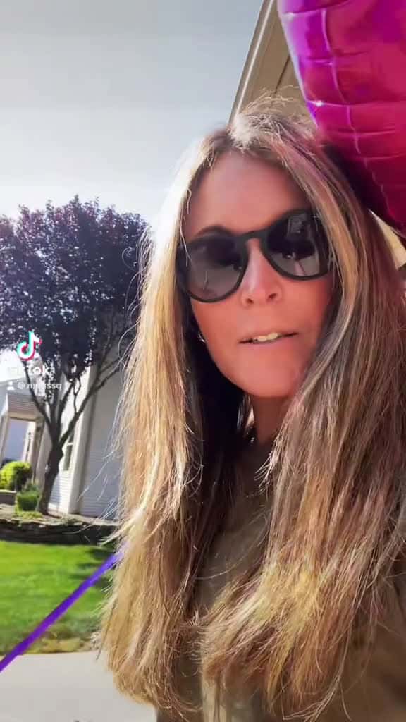 Cover for Happy Birthday Evey BigComfy 01471 #shortvideosscoopz