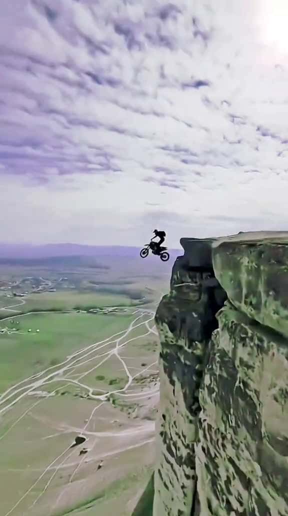 Cover for It's great to be free in the sky #wingsuit #giantsquirrel #wingsuiting #wingsuitflying #parachute #mountain #redbull #adventure #adventures #sport #sports #sports #dangers #travel #foryou #fyp #viral #trending #kings3a