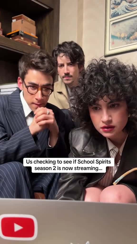 Cover for Its a dream come true  schoolspirits Streaming on Paramount AwesomenessTV miloman 73118 #us