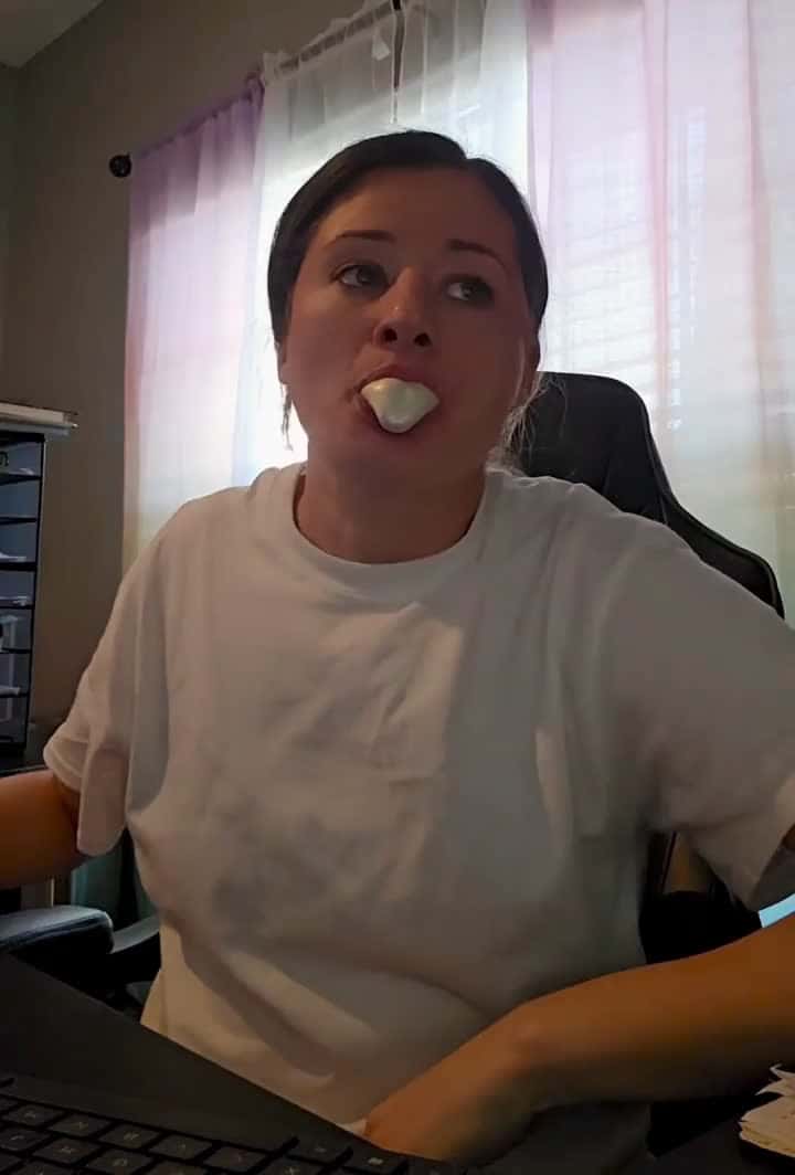 Cover for Watch what happens when a bubble multiplies x5! 😮 #Bubbles #Satisfying #Science