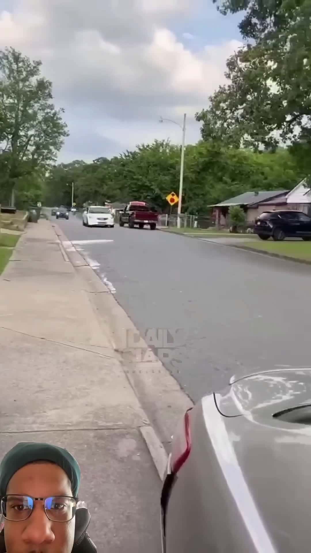 Cover for Suspect makes a clean escape jumping out of car during high-speed chase 😭 #truecrime 