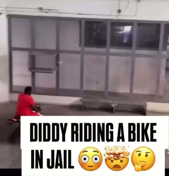 Cover for Nah that’s crazy🤣🤣#fyp #trending #tiktok #viral #viralvideo #real #crazy #funny #funnyvideos  created by Funny in Crazy Content💯 with Funny in Crazy Content💯’s original sound