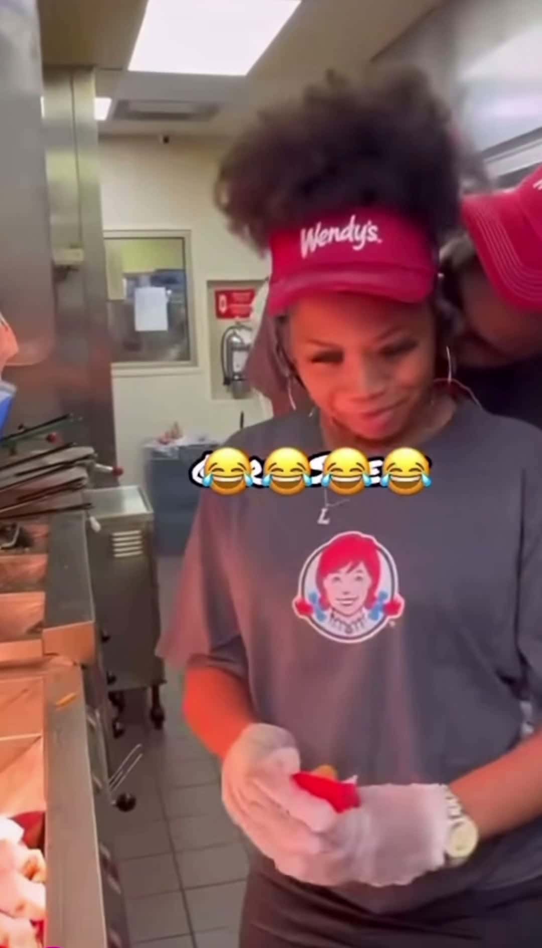 Cover for Never date a girl that works at Wendy’s  #fyp #fypシ #foryou #foryoupage #scoopz #viral #trending