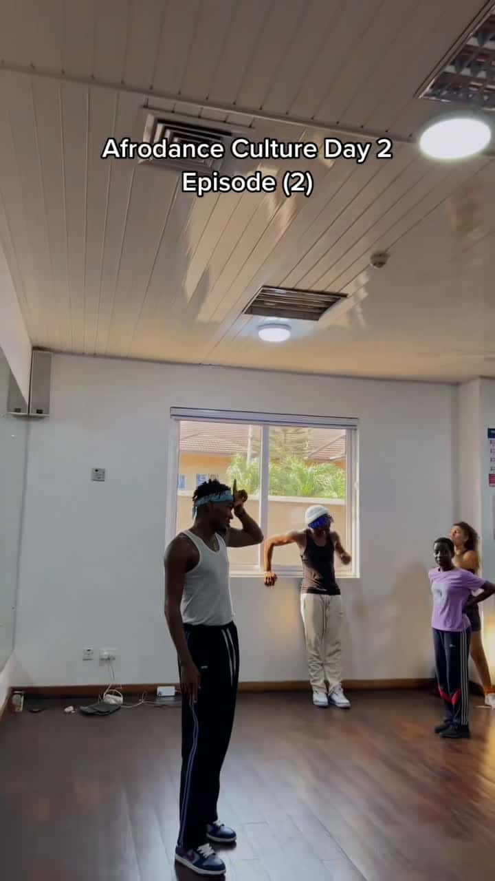 Cover for Class today was a total vibe. Can’t wait for Day 3 🥳❤️ #afrodanceculture #dwpacademy #lidellemovement #demzybaye