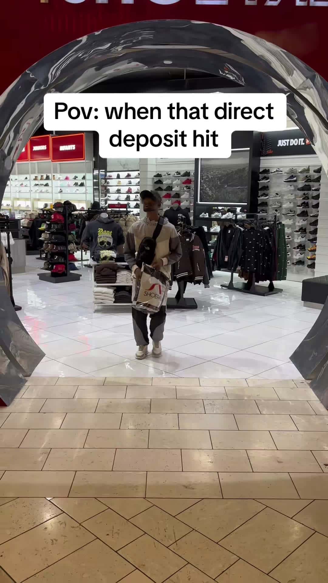Cover for Whats your fav store in the mall？
