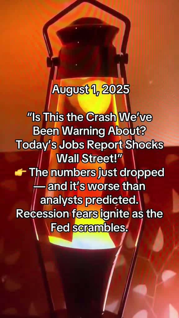 Cover for US economy is under pressure: job growth slows, unemployment ticks up, and global trade tensions flare with new tariffs. Will a slowdown trigger Fed rate cuts? 📉 #USEconomy #MarketUpdate #RecessionWatch