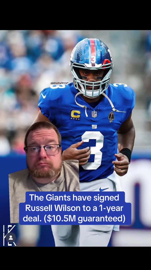 Cover for greenscreen The Giants QB room looks much different after signing Russell Wilson  91839 #ilovescoopz