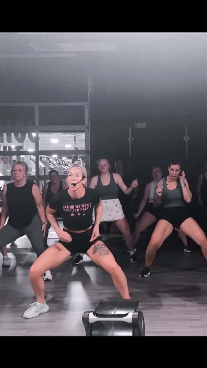 Cover for Would love to workout with her