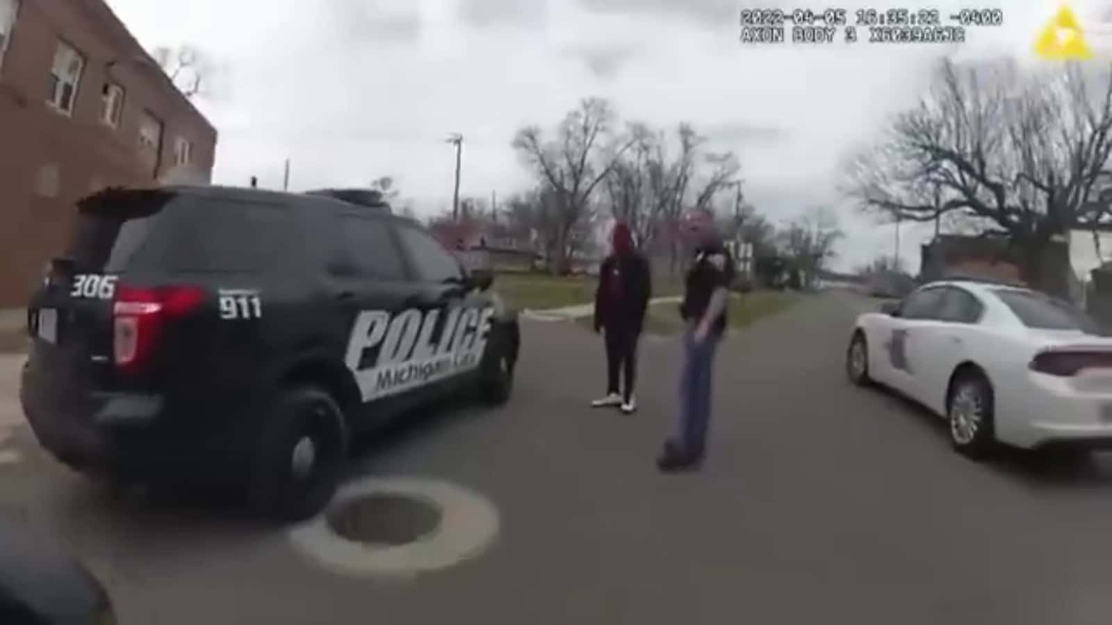 Cover for Bro should of nvr run from them 😭 #fyp #viral  #entertainment  #scoopz  #cops  #explore  #caughtoncamera  #prank 