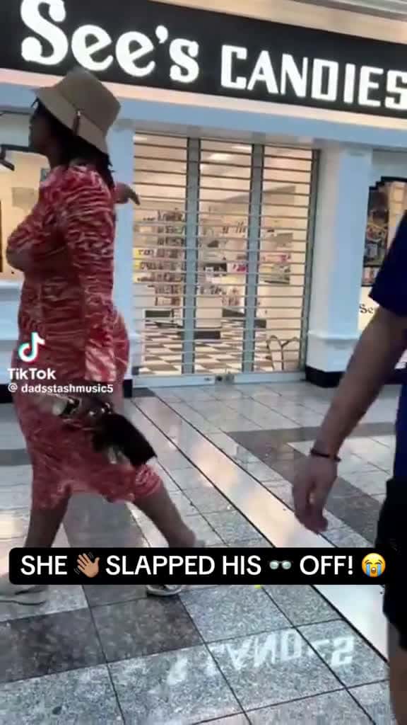 Cover for #fights   #scoopz  #trending  #slapped  #police  #usa  #scoopznews  #fyp  #oddlysatisfying