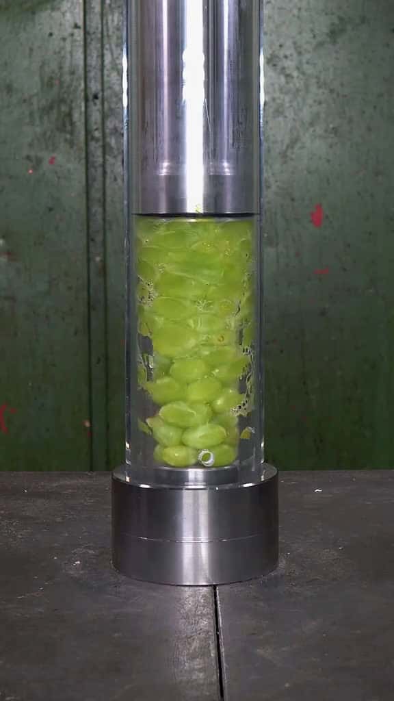 Cover for Satisfying and relaxing, see these and others on @HPC Official !!                                                                           #asmrsounds #asmrvideo #asmrfood #asmrtiktoks #satisfying #satisfyingvideo #amazing  cr...