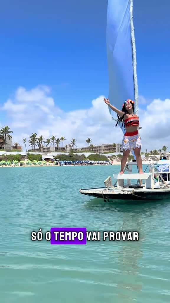 Cover for Eu sou Moana Nunca pensei que fosse viver tanto essa personagem cheia de vida. El 36869 #nicevideo
