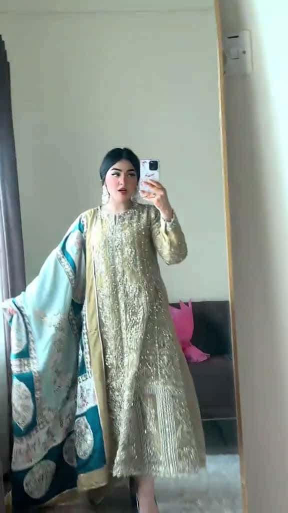 Cover for Bari lambi hai kahani  foryou 56712 #shortvideosscoopz