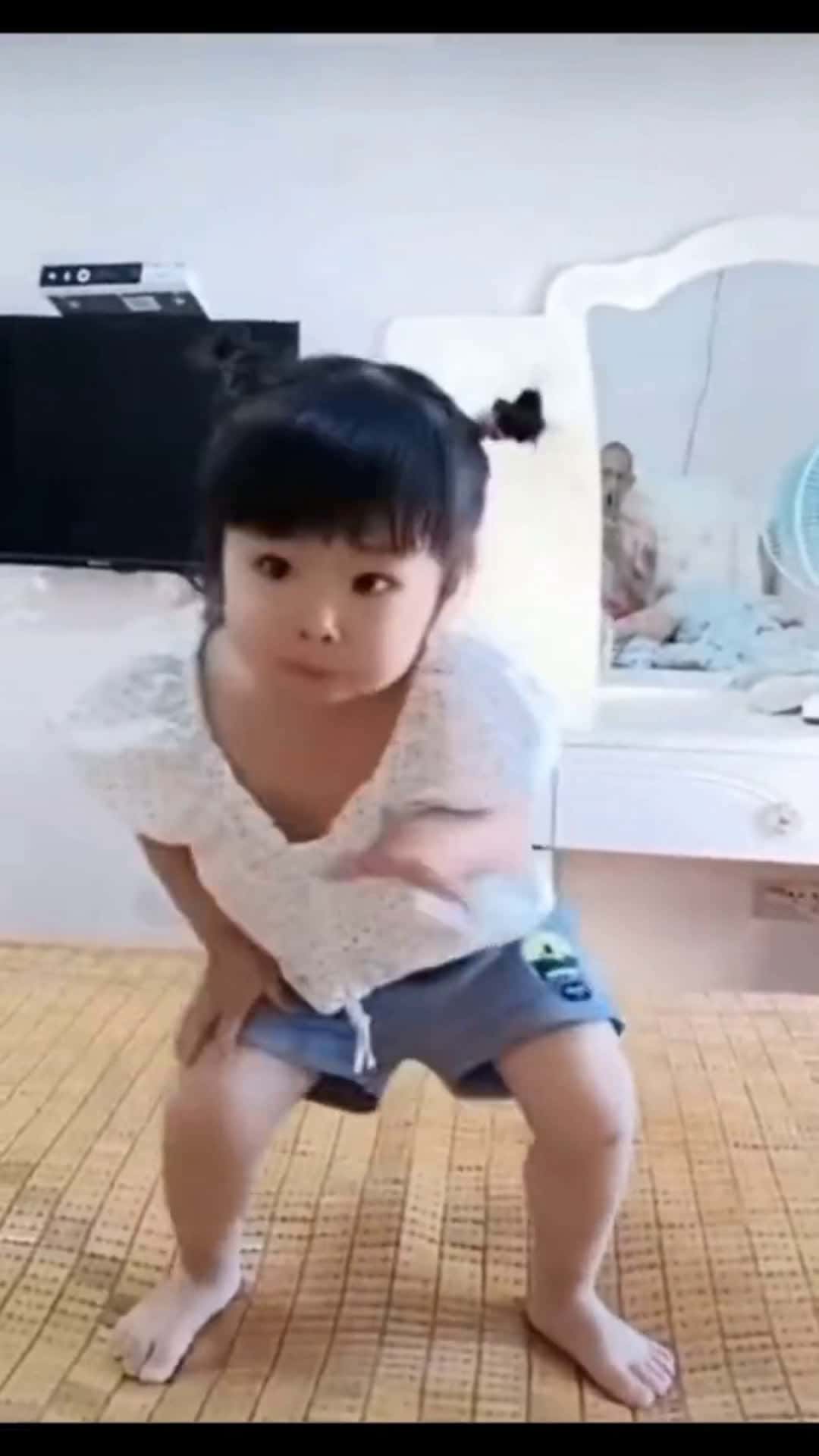 Cover for Cute kid dance 💃 #funnybaby #cute #fyp #likes #foryou  