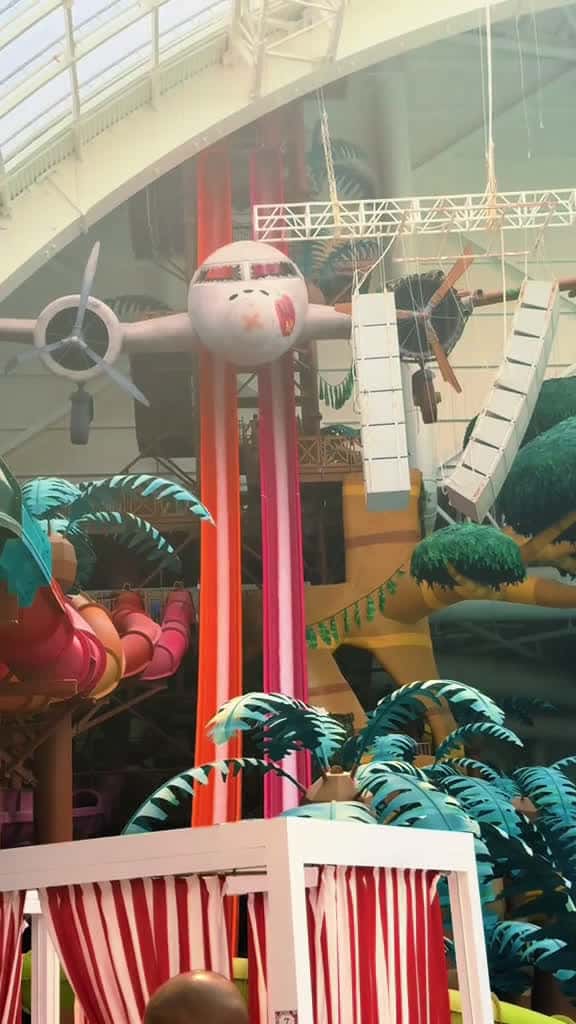 Cover for These capsule slides are seriously fun and intense 💦 #slide #dreamworks #waterpark #slide #water #extremethrills #tallest #indoor #newjersey #themepark #travel #explore #fyp  created by Extreme Thrills with _teefour’s Jet2Jamaica