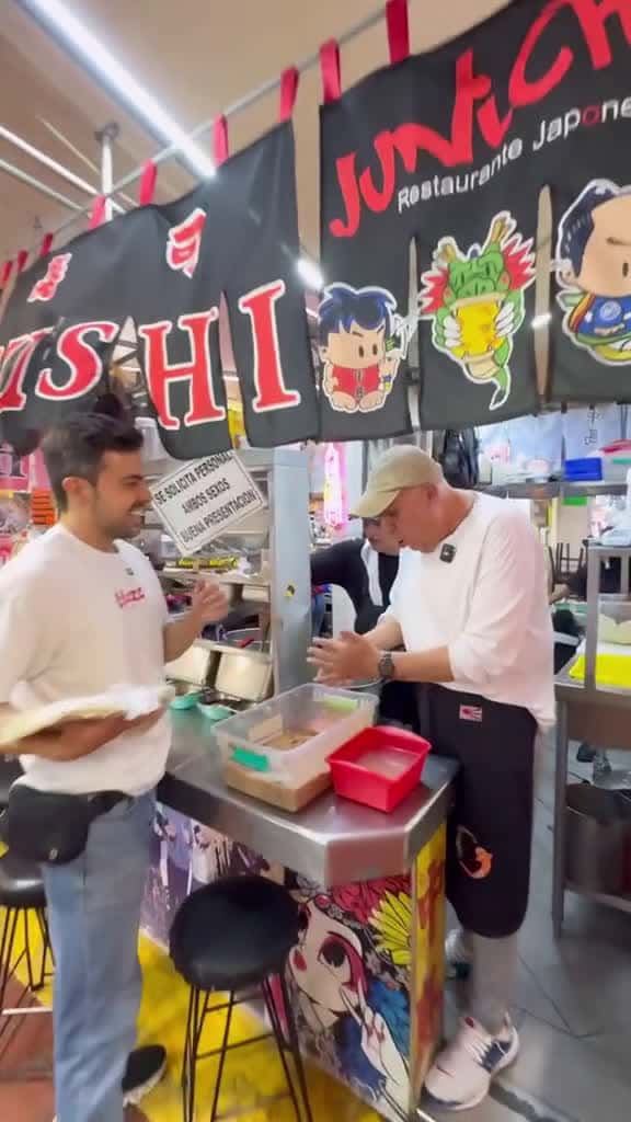 Cover for Burrito de ramen Wow fue incre blemente bueno este burrito y me le pas s per bien con Sami 38310 #shortvideos