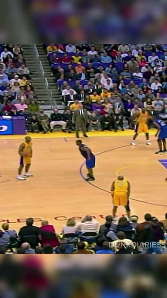 Cover for Relive Kobe Bryant's Legendary 2000 Alley-Oop! 🏀🔥 #KobeBryant #Lakers #NBA #BasketballHighlights