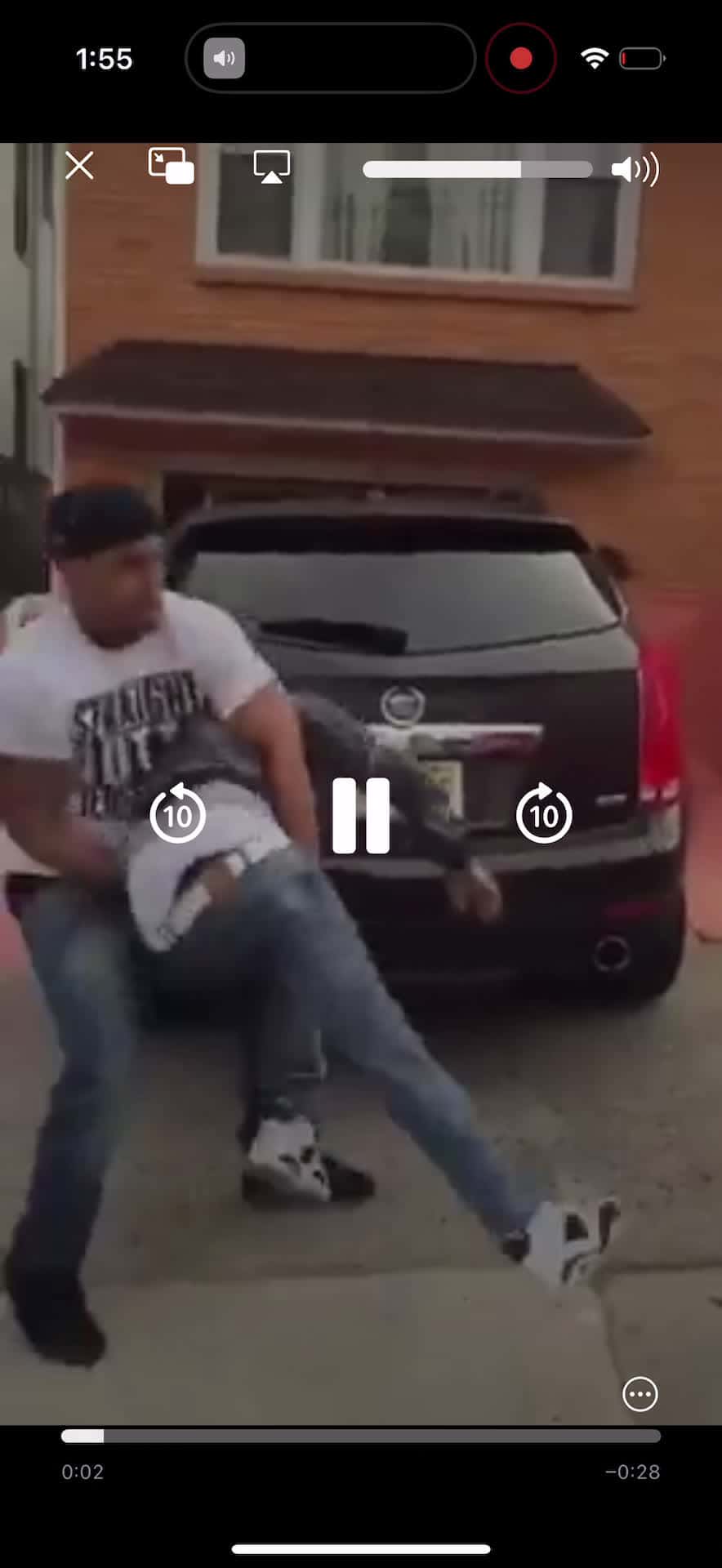 Cover for Texas coward comes out with a bat, then dips as soon as it gets taken🤣🤣.     fyp ypviral altrending ngfight ht #fight cam