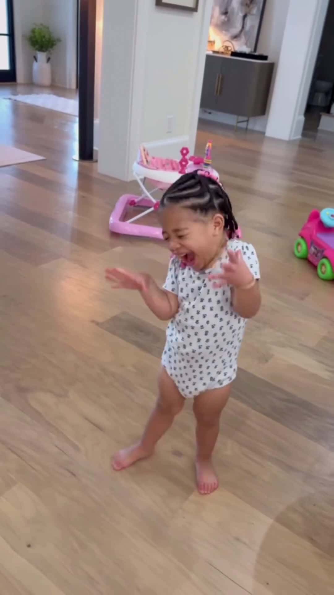 Cover for She's so hilarious😁#toofunnytoscroll #baby#funny#funnymoments #fyp