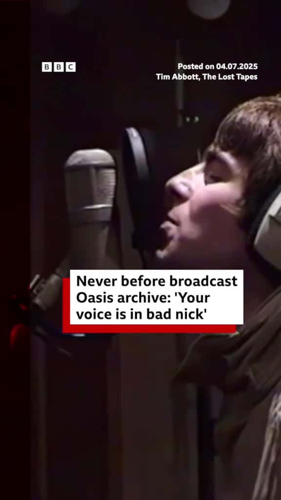 Cover for Couple of jars to warm up the vocal chords. Oasis OasisTour LiamGallagher NoelGal 36886 #us