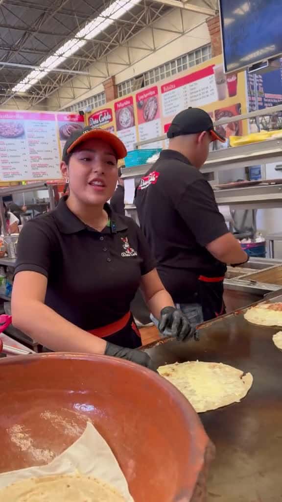 Cover for Burrito de burrita en Burritas Do a Carlota Me encanto este restaurante en Guadalajara Y s 66662 #shortvideos