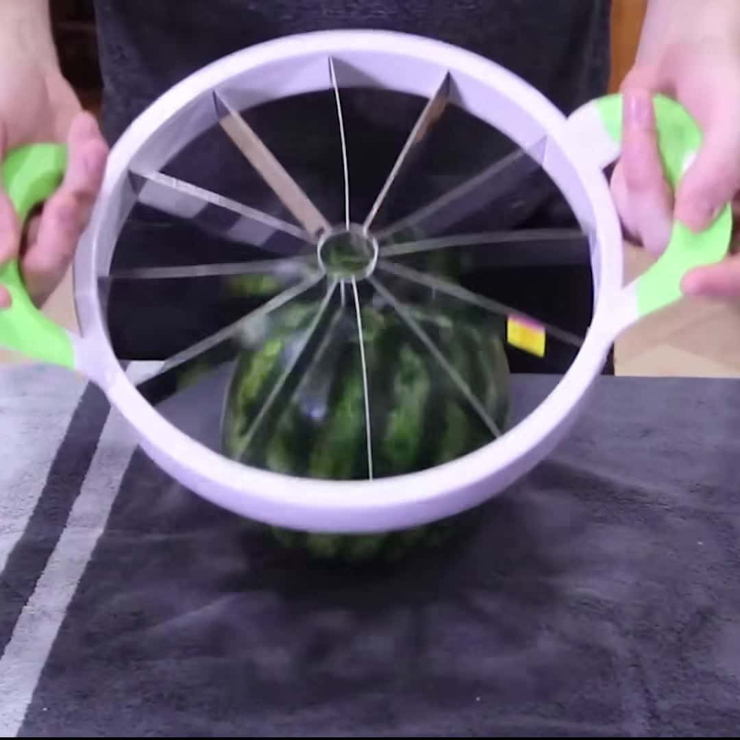 Cover for /storage/emulated/0/Download/How to Slice a Watermelon the Fastest Way