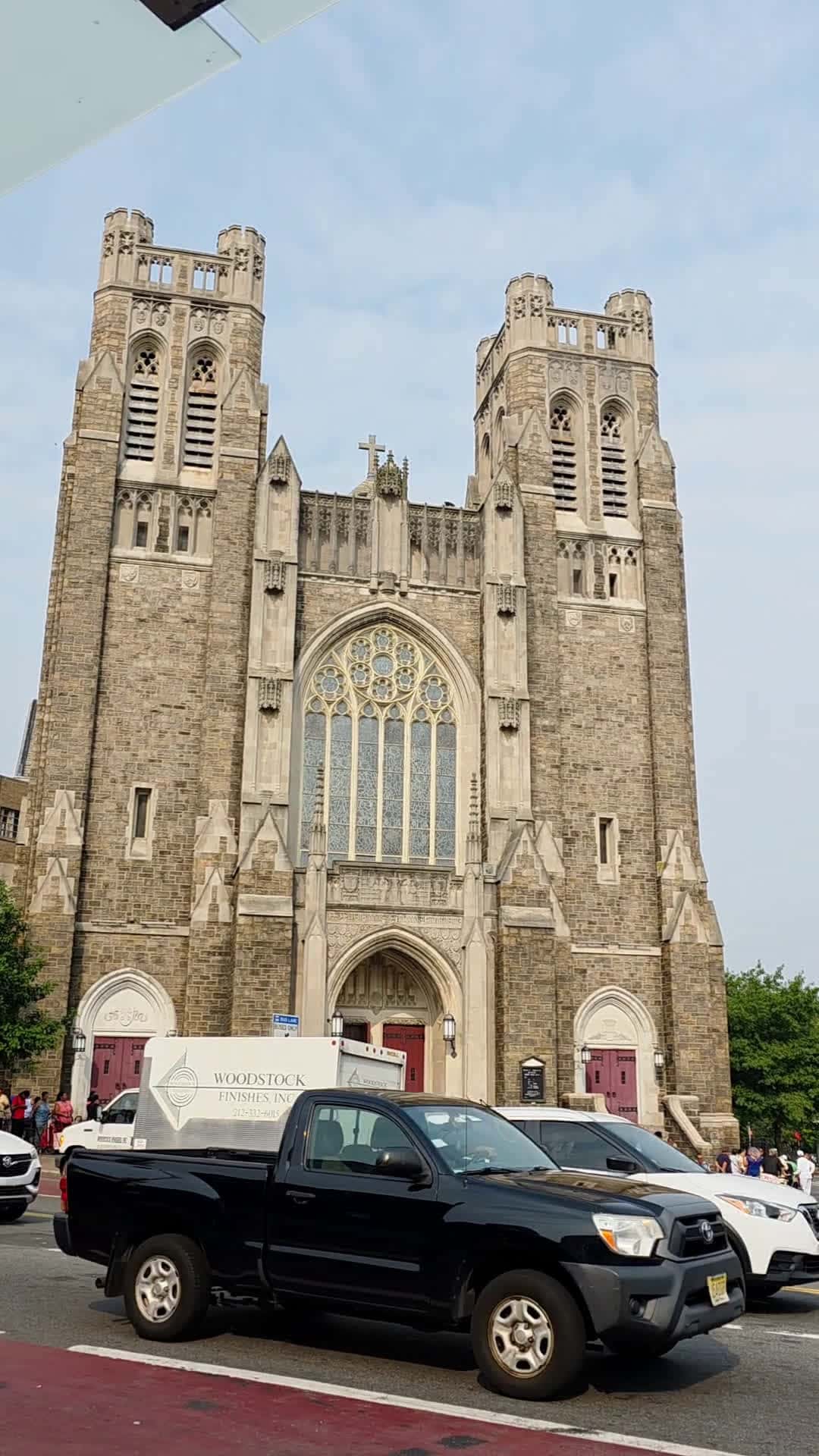 Cover for Nyc.. this church feeds thosewho need a helping hand.. its sits on the corner of Fordham/Univeristy in the Bronx..  #nyc  #nyclife  #bronx  #homeless  #feed  #love  #help  #live  #life  #fyp
