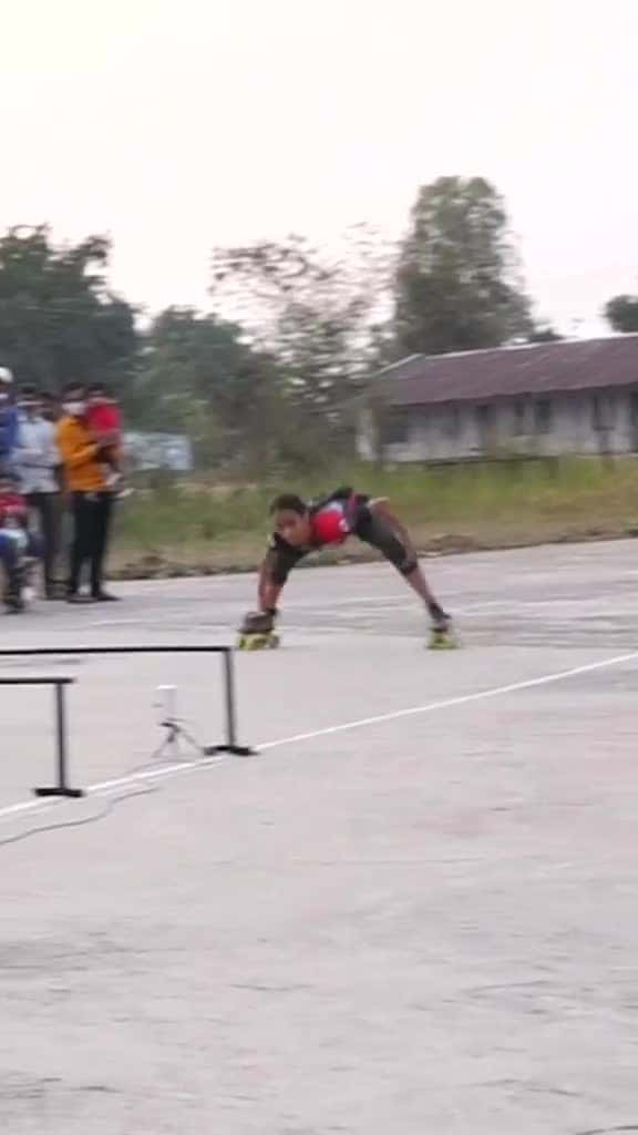 Cover for fastest time to a limbo skate under ten bar, like and follow for more.
