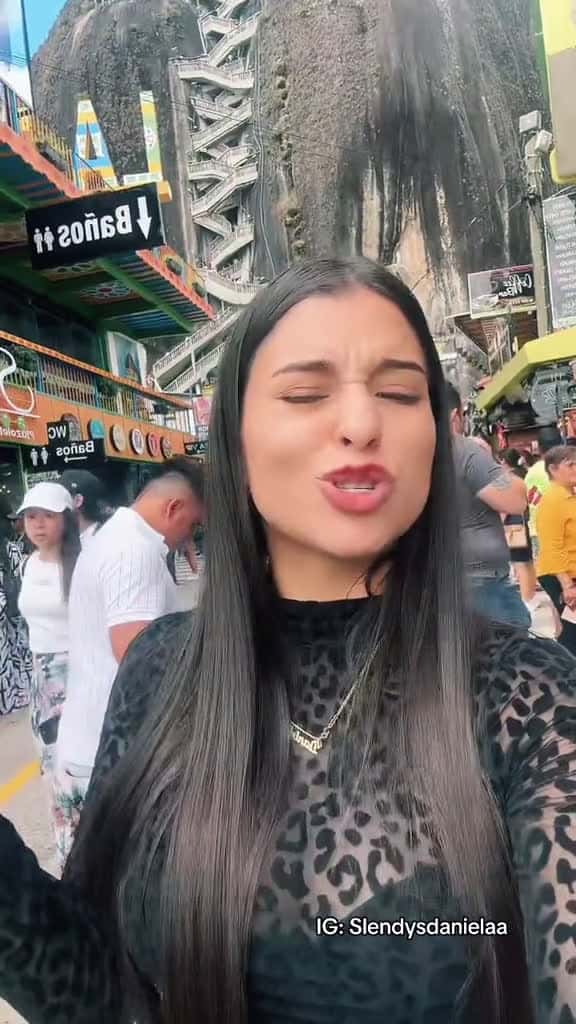 Cover for Para dedicarla est perfecta insta Slendysdanielaa fyp foryou parati viral medellin antioqu 69862 #shortvideosscoopz