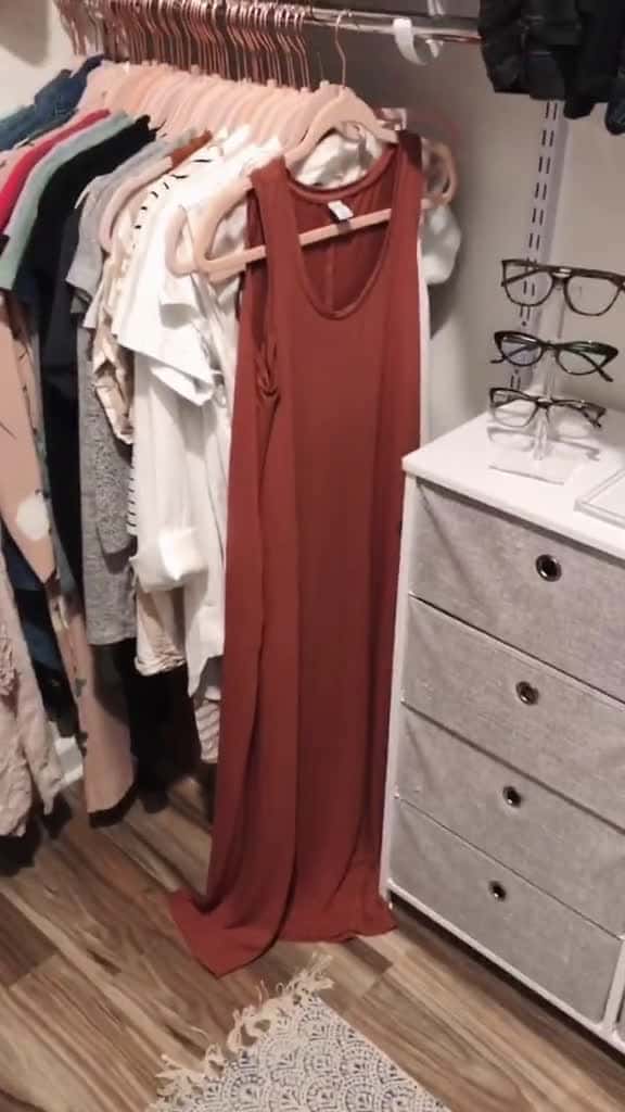 Cover for Someone asked how to hang long dresses. Ta-da What ideas do you need next homeorg 56581 #ilovescoopz