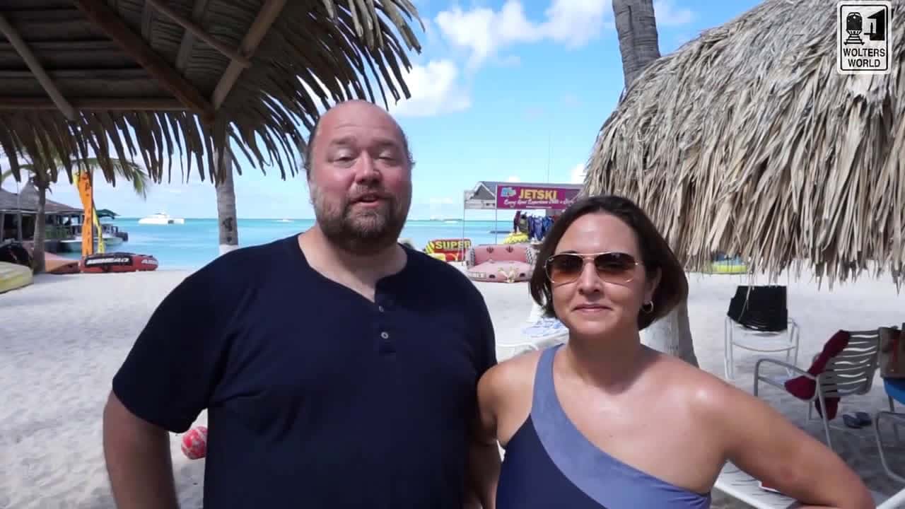Cover for 4 Tips for Proposing While You Travel Abroad