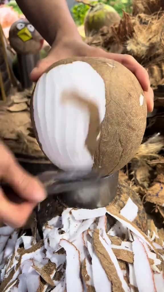 Cover for Satisfying & Creative Fruit Cutting#ASMR#shorts#yummy#fruitplatter#coconut
