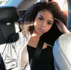 Nadia tobi
