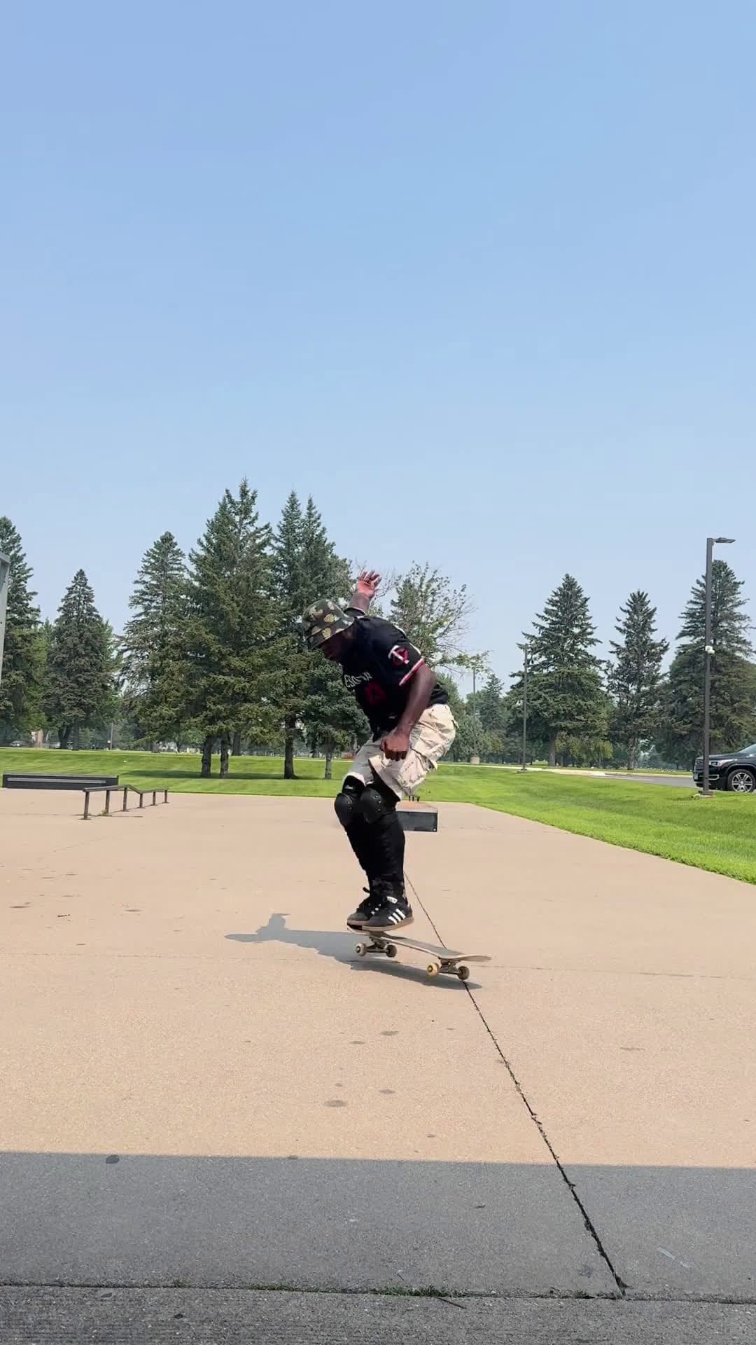 cover for Master tre flips: tips to land them consistently 🛹 #Skateboarding #TreFlip #SkateTips #LearnToSkate