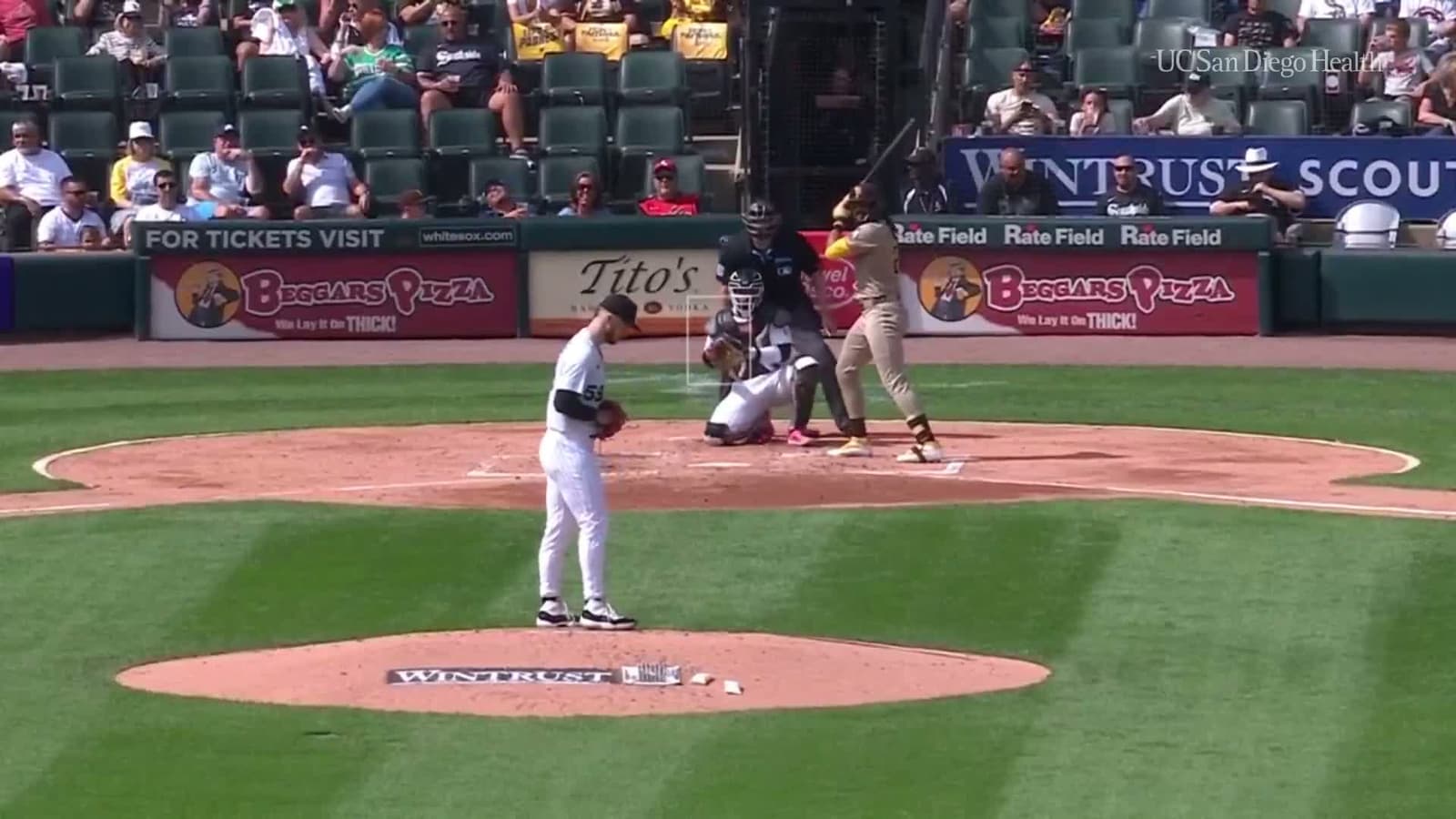 cover for Fernando Tatis Jr. shuts down a heckler with a solo homerun to put the Padres up 3-0! ⚾🔥 #MLB #FernandoTatisJr #Padres #HomeRun