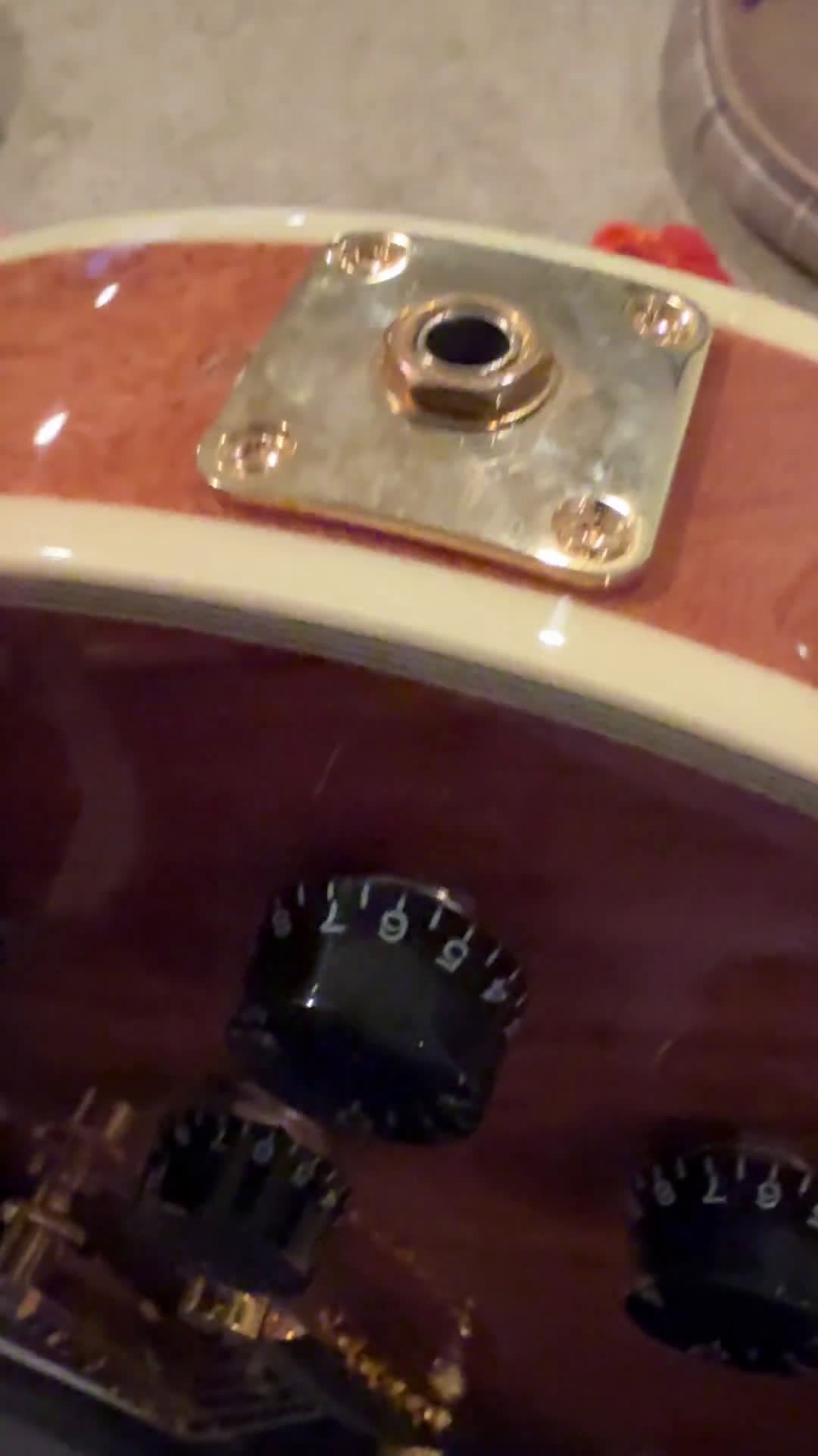 cover for Why this common electric guitar habit drives me crazy 🎸 #GuitarLife #MusicianProblems #ElectricGuitar