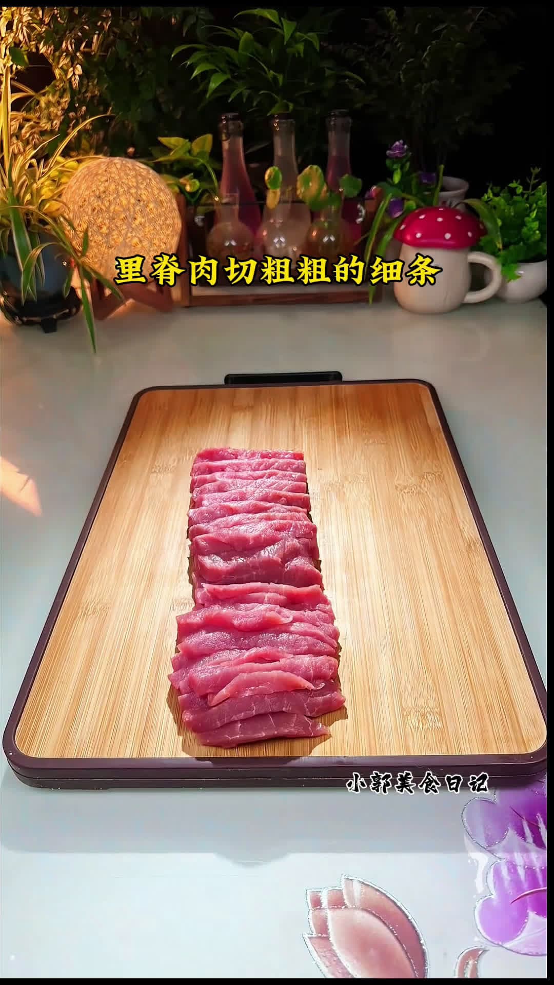 cover for Fried crispy porkDuring the summer vacation, the children at home want to eat crispy pork. It is very simple to make at home. It is crispy and the children love it. #Oh my god, it is so fragrant