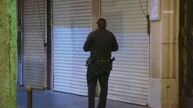 cover for Bomb Threat Shuts Down Hollywood Boulevard in Los Angeles