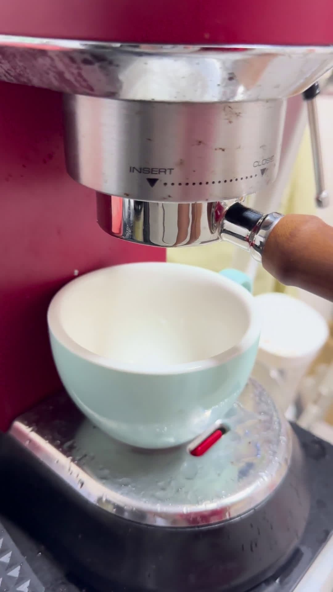 cover for Troubleshooting my Delonghi EC685 – any coffee experts out there? ☕️ #CoffeeHelp #EspressoMachine #Delonghi #CoffeeTips